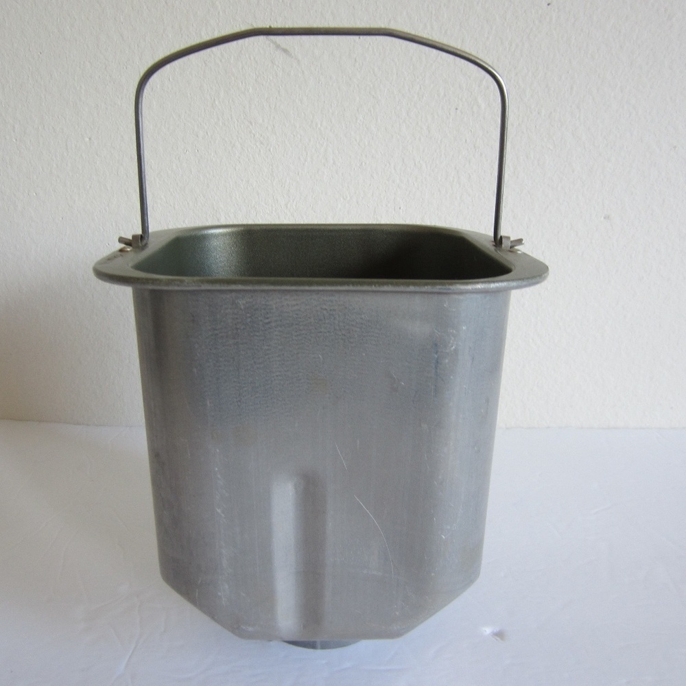 West Bend "Perfect Timing" Bread and‎ Dough Maker pan & Paddle for Model #41026